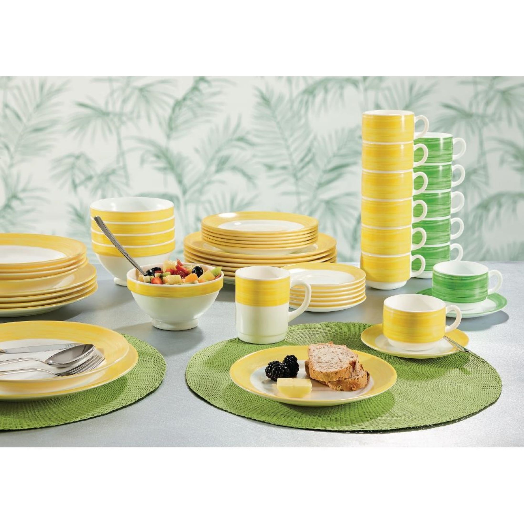 Picture of Arcoroc Brush Soup Plates Yellow 225mm (12 Pack)