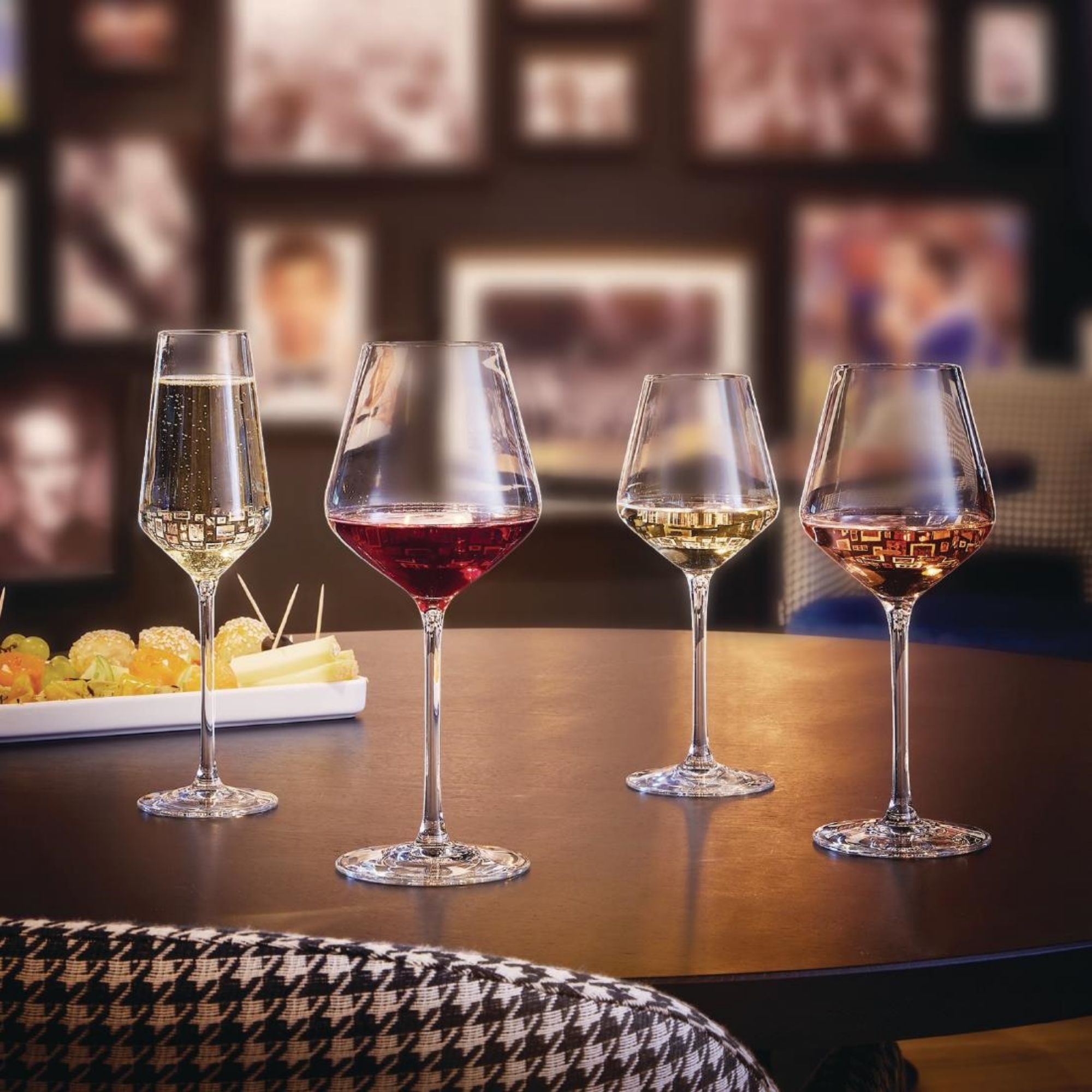 Picture of Arcoroc Distinction Wine Glasses 470ml (24 Pack)