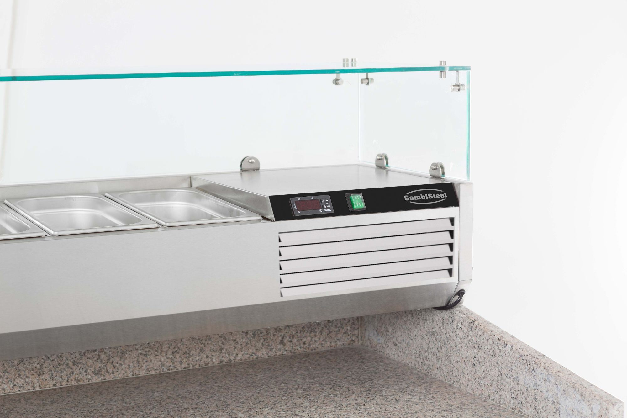 Picture of CombiSteel Refrigerated CounterTop 1/4 Bain-Marie 1/4 x 10 GN