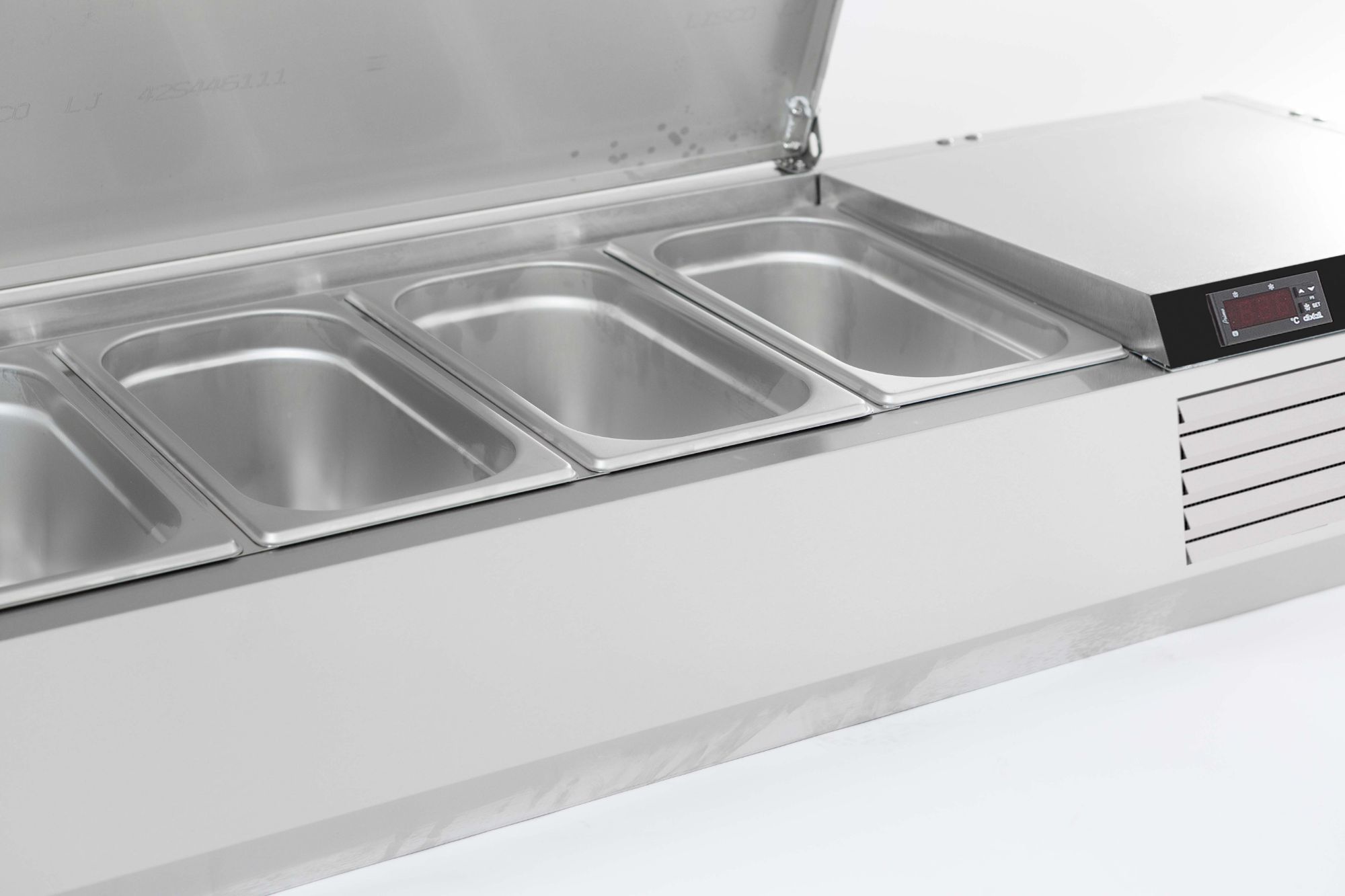 Picture of CombiSteel Refrigerated CounterTop Stainless Steel Lid 6 x 1/4 Bain-Marie