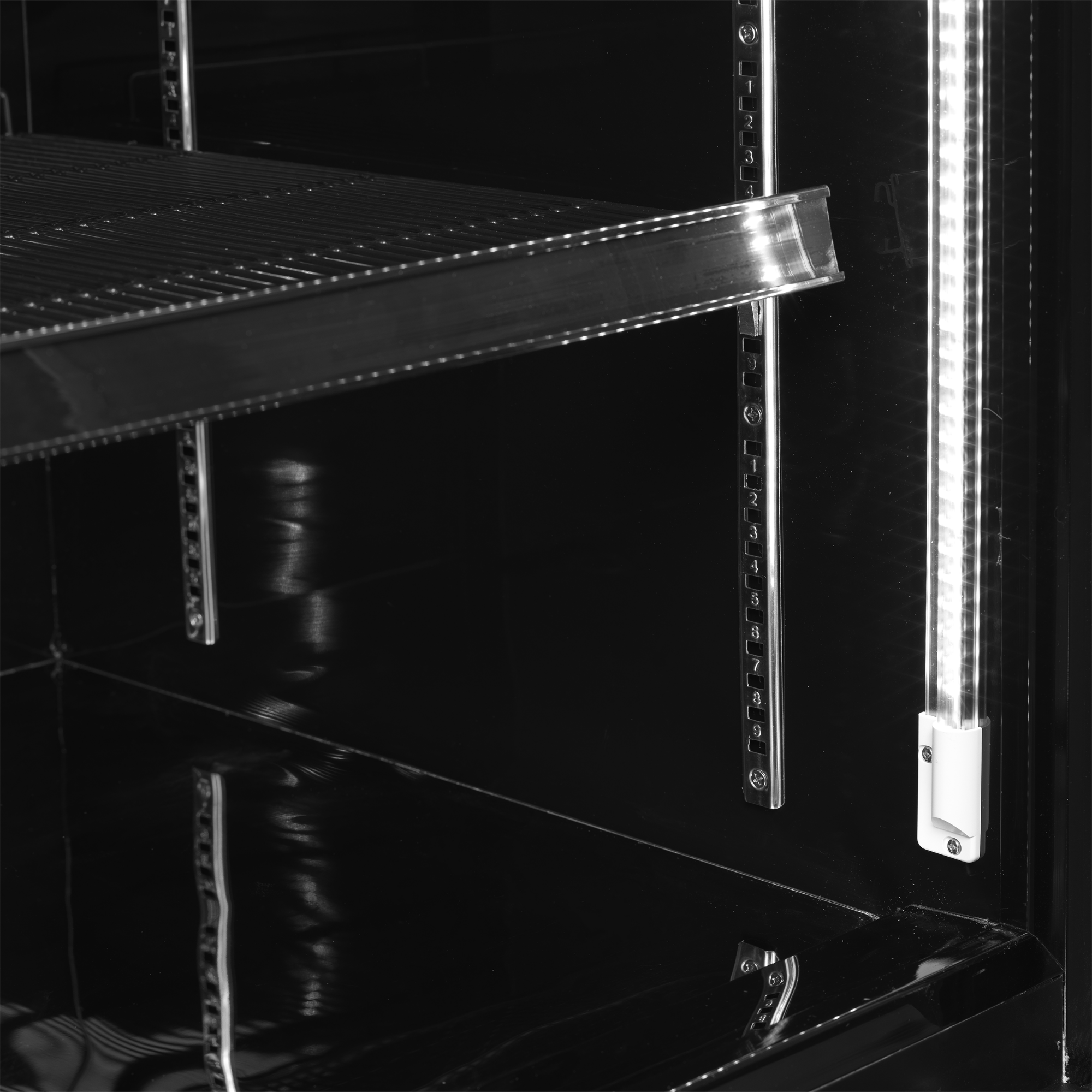 Picture of Tefcold Atom Maxi F1DBB Display Freezer