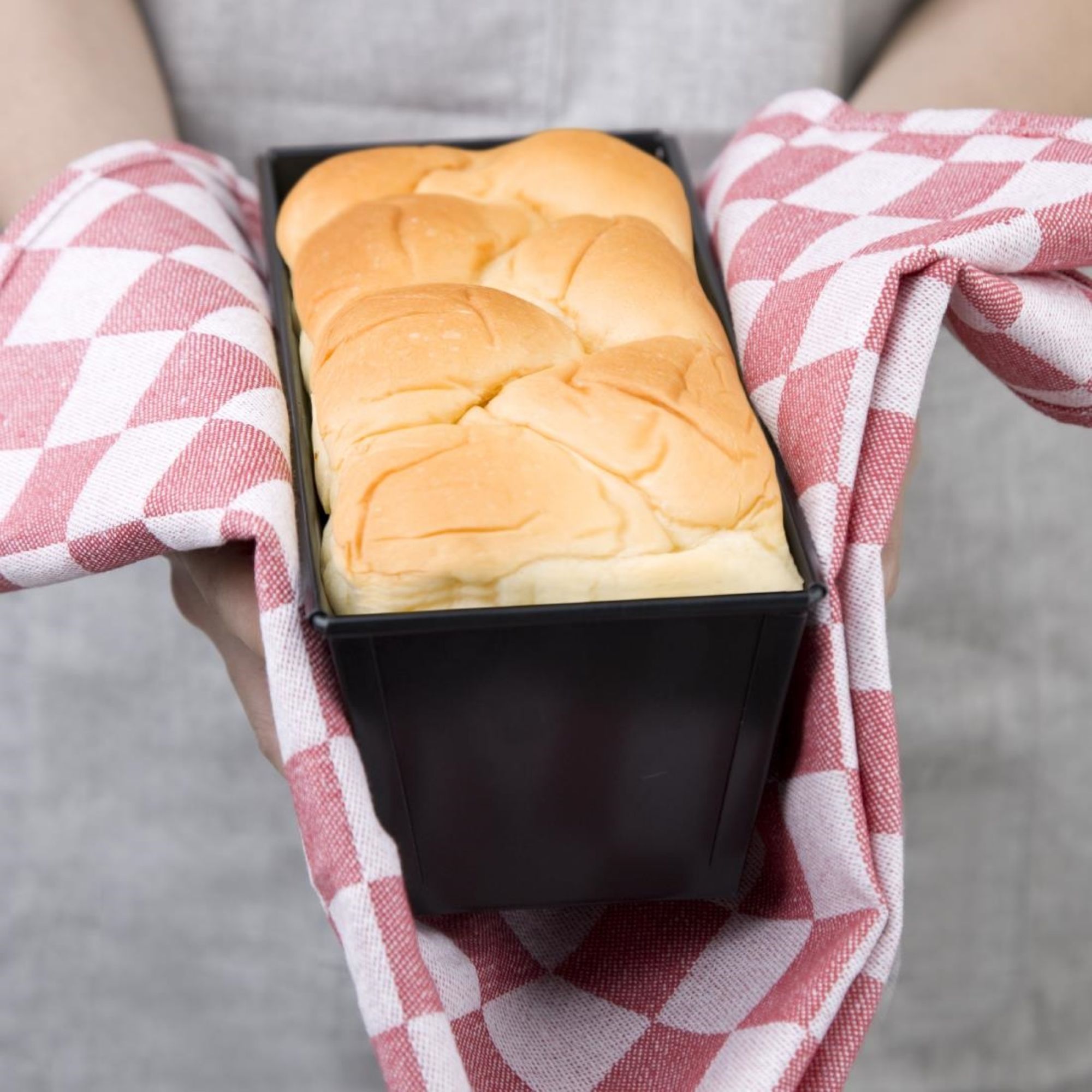 Picture of Vogue Non-Stick Loaf Tin 250mm