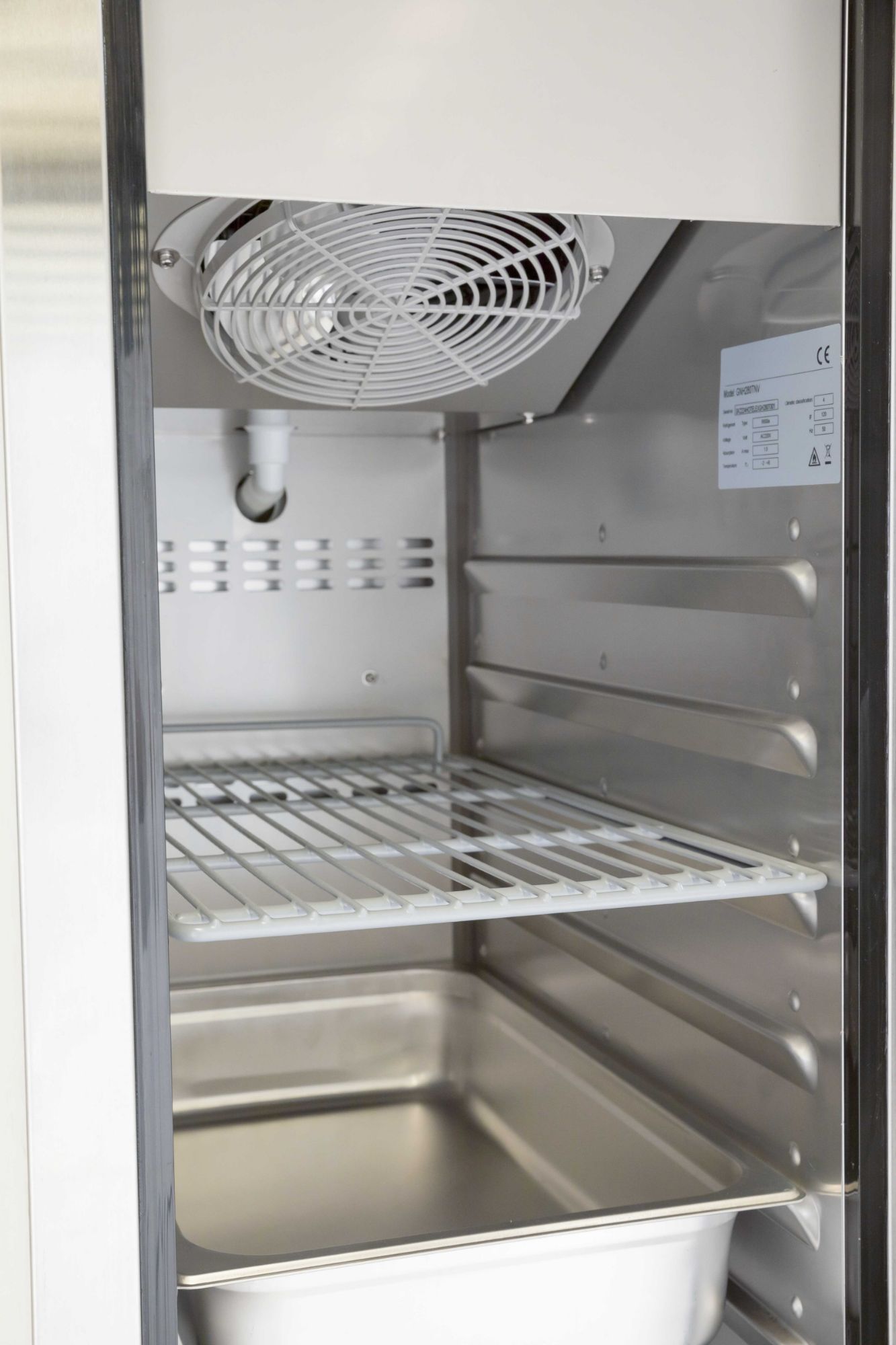 Picture of Chefs Range GN280BTVG - 280ltr 1/1gn Glass door Slimline Single Door upright Freezer