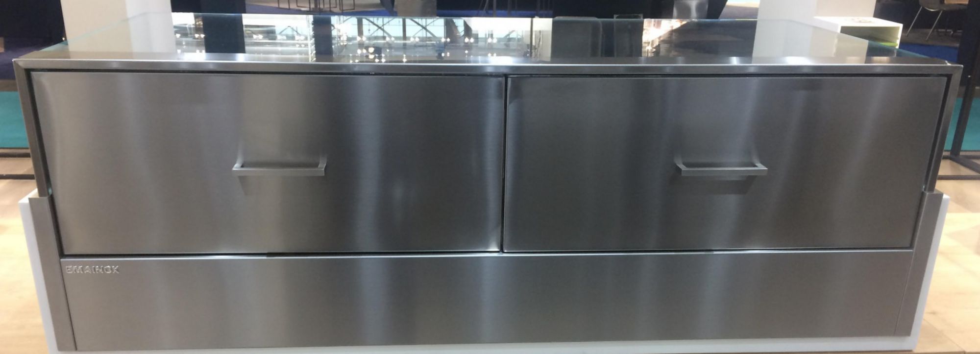 Picture of Emainox Elegance Pastry 8047091JWLHC - Refrigerated Pastry display with slide out drawers