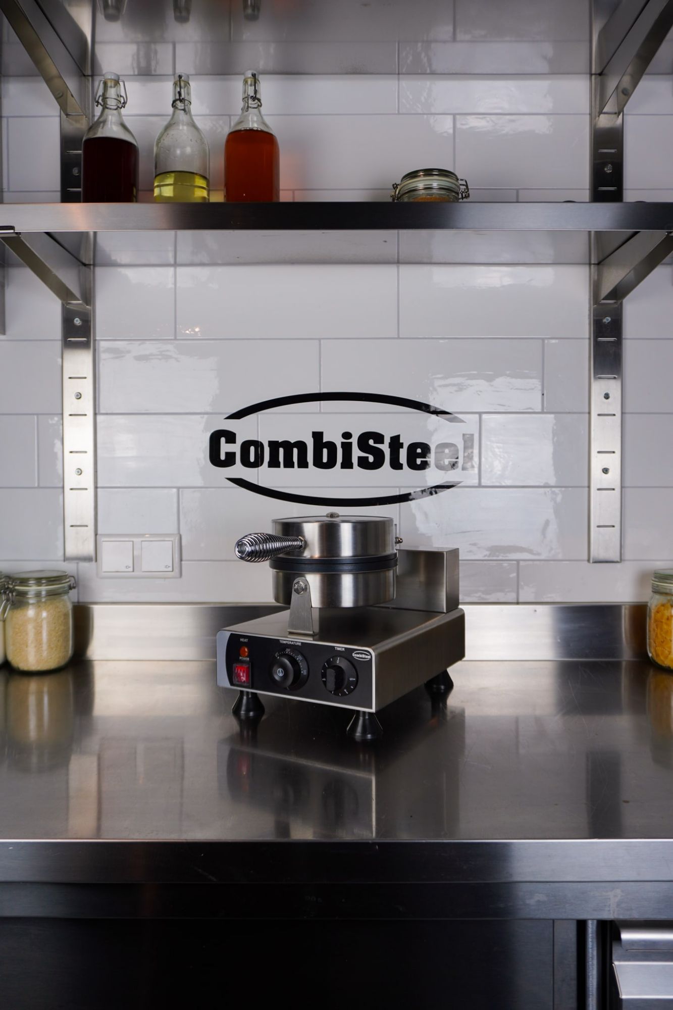 Picture of Combisteel Four-Piece Heart Waffle Iron