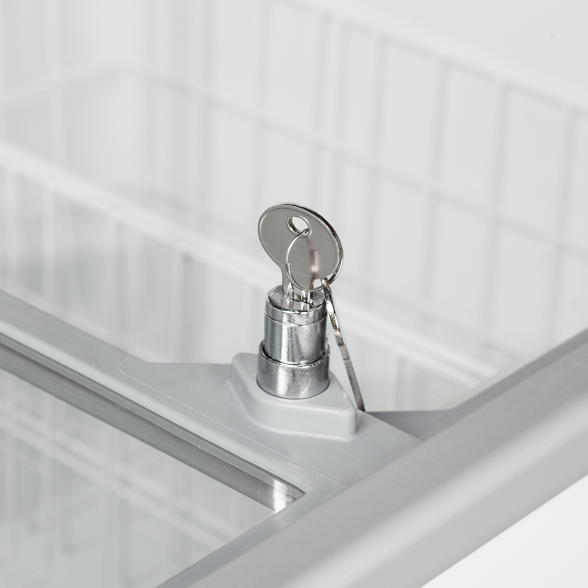 Picture of Tefcold IC202SC Chest freezer with flat sliding glass lids