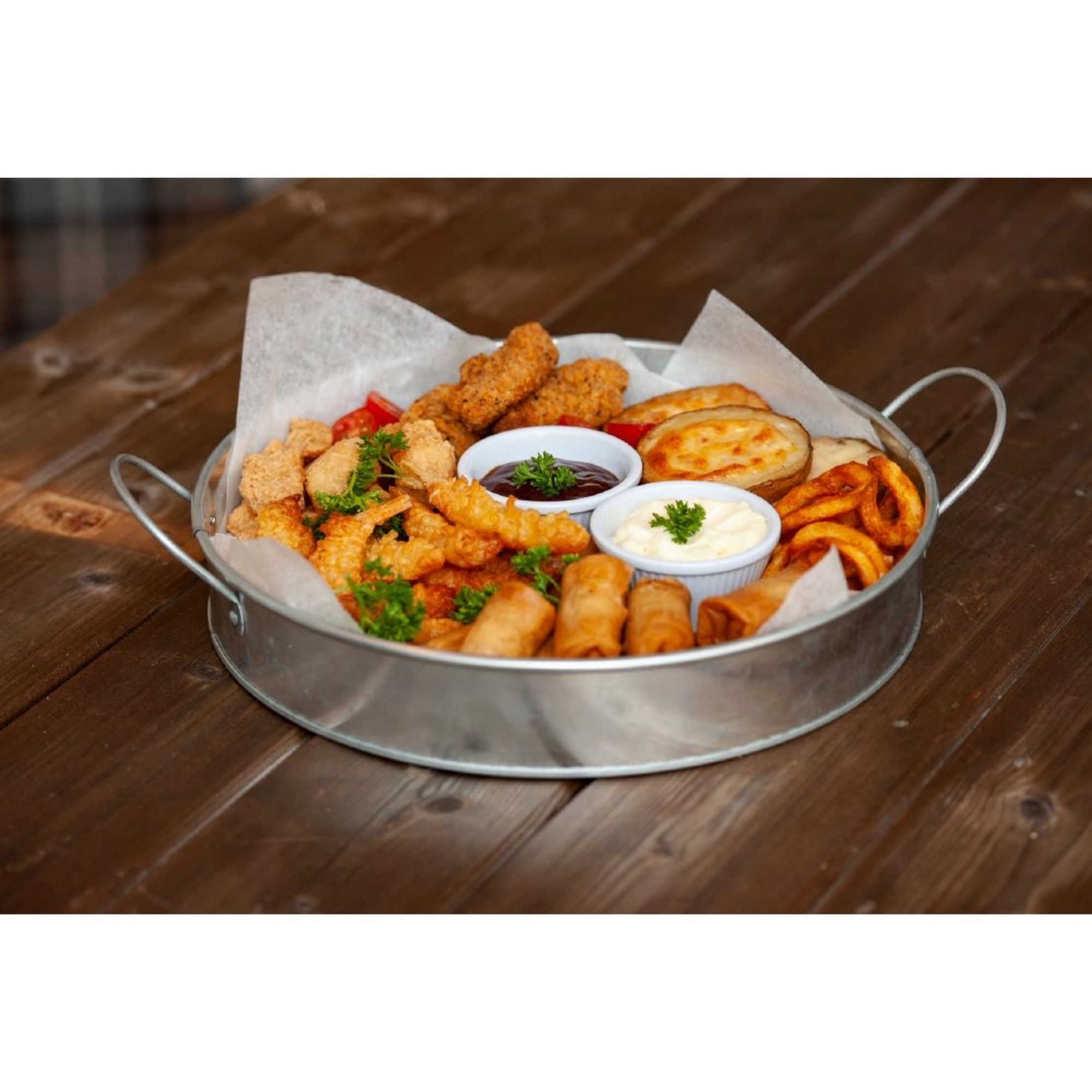 Picture of Beaumont Round Galvanised Tin Serving Platter 304mm