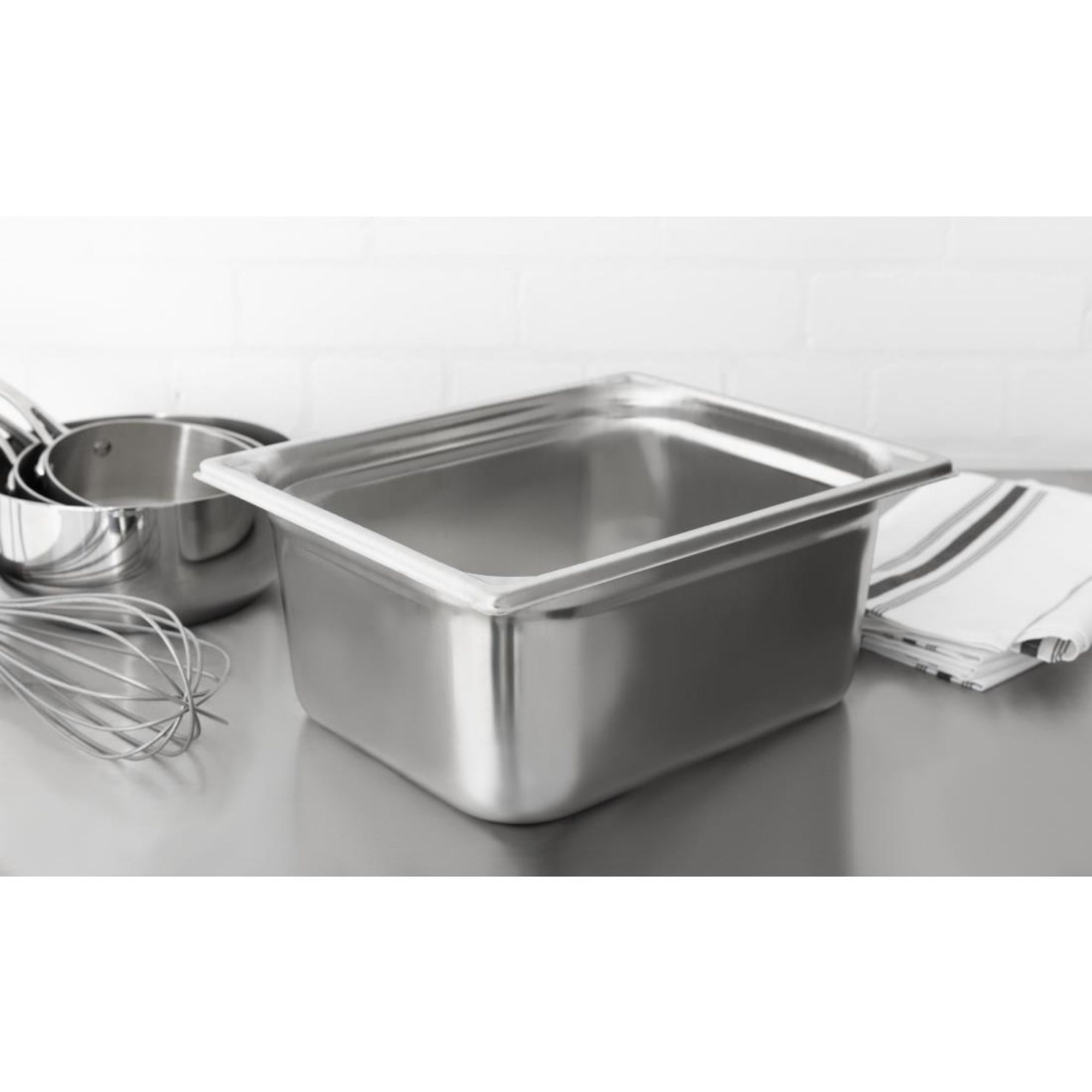 Picture of Matfer Bourgeat Stainless Steel 1/2 Gastronorm Tray 150mm