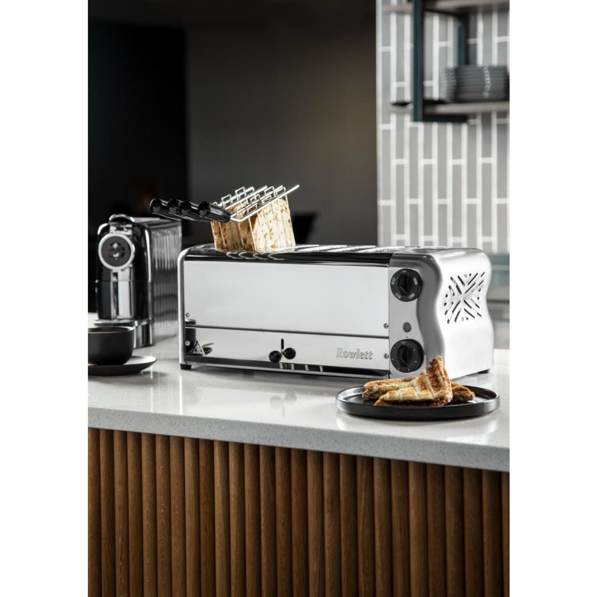 Picture of Rowlett Esprit 6 Slot Toaster with Sandwich Cages and Extra Duraheat Elements Chrome